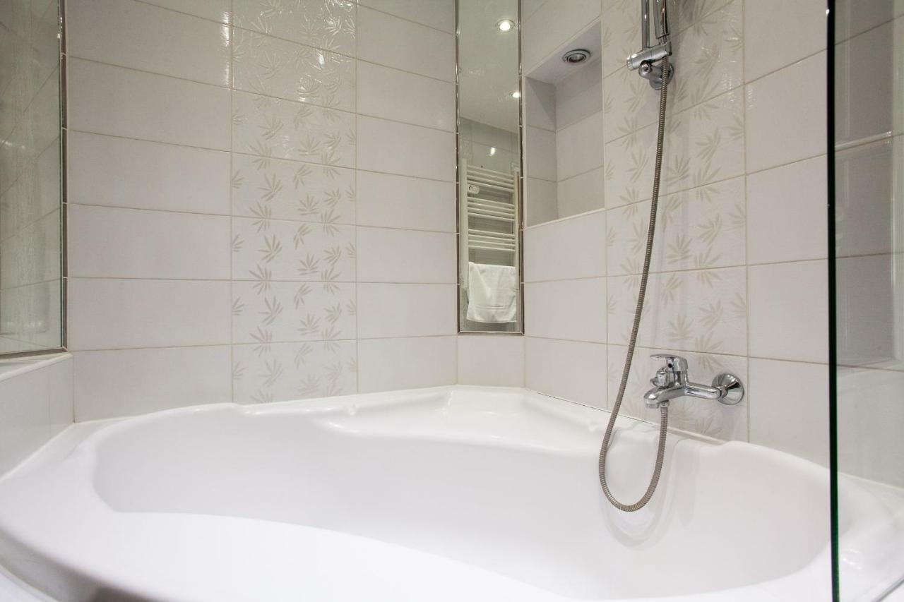 90 Rue Meynadier Cannes Exterior foto